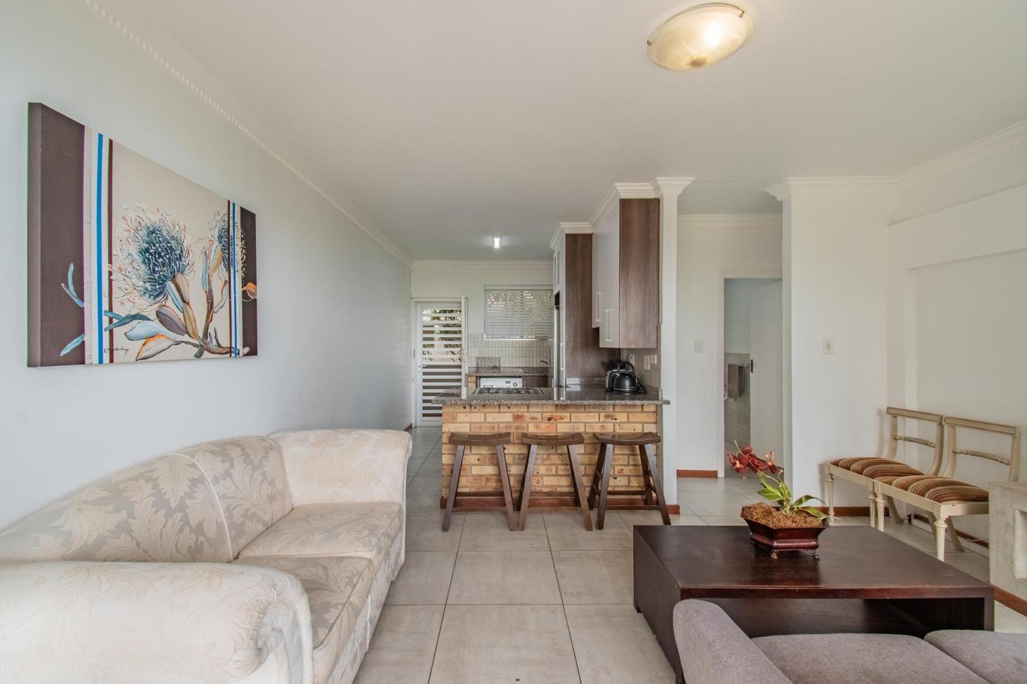 83m² 3 slaapkamer, 2 privé badkamer Appartement in Umdloti Buitenkant foto