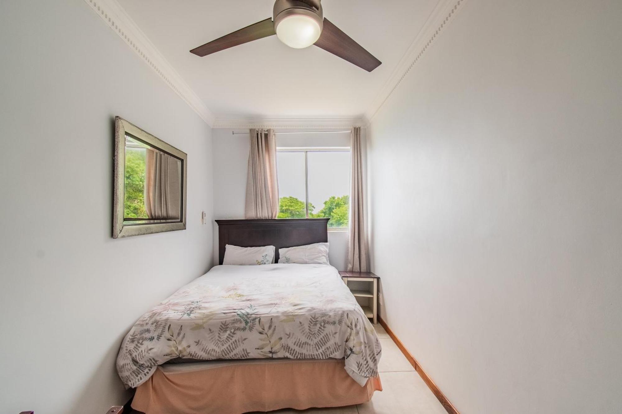 83m² 3 slaapkamer, 2 privé badkamer Appartement in Umdloti Buitenkant foto